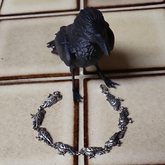 Vintage Jewelry - Corvidae Sterling Silver Bracelet